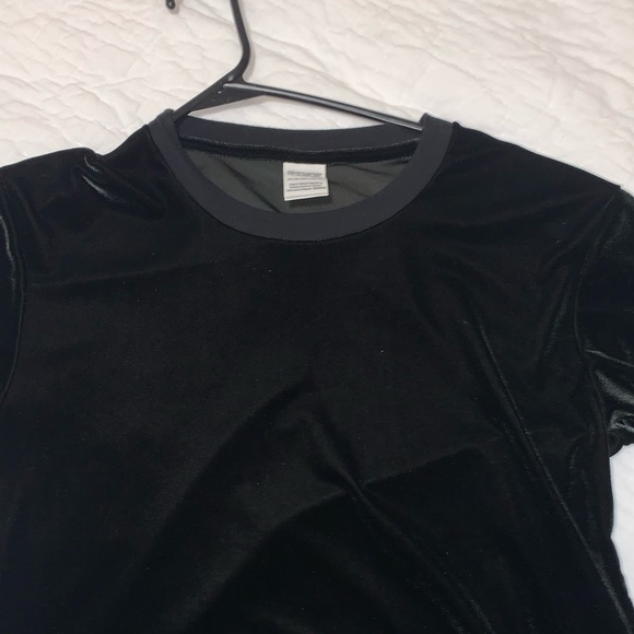 Pink velvet shirt - Picture 2 of 3